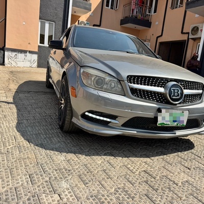 2009 MERCEDES BENZ C300 FOR SALE IN ABUJA