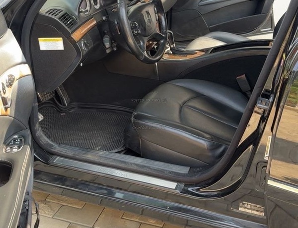 2009 MERCEDES BENZ E350 FOR SALE IN ABUJA