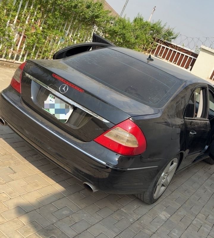 2009 MERCEDES BENZ E350 FOR SALE IN ABUJA image