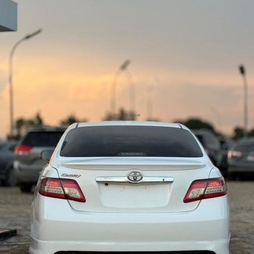 2010 TOYOTA CAMRY SE FOR SALE IN ABUJA