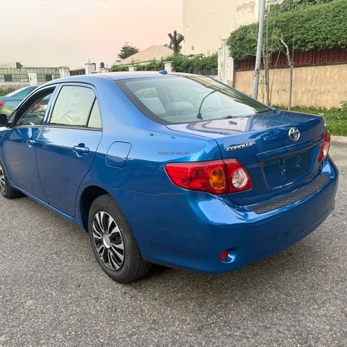 FOREIGN USED 2010 TOYOTA COROLLA LE IN ABUJA