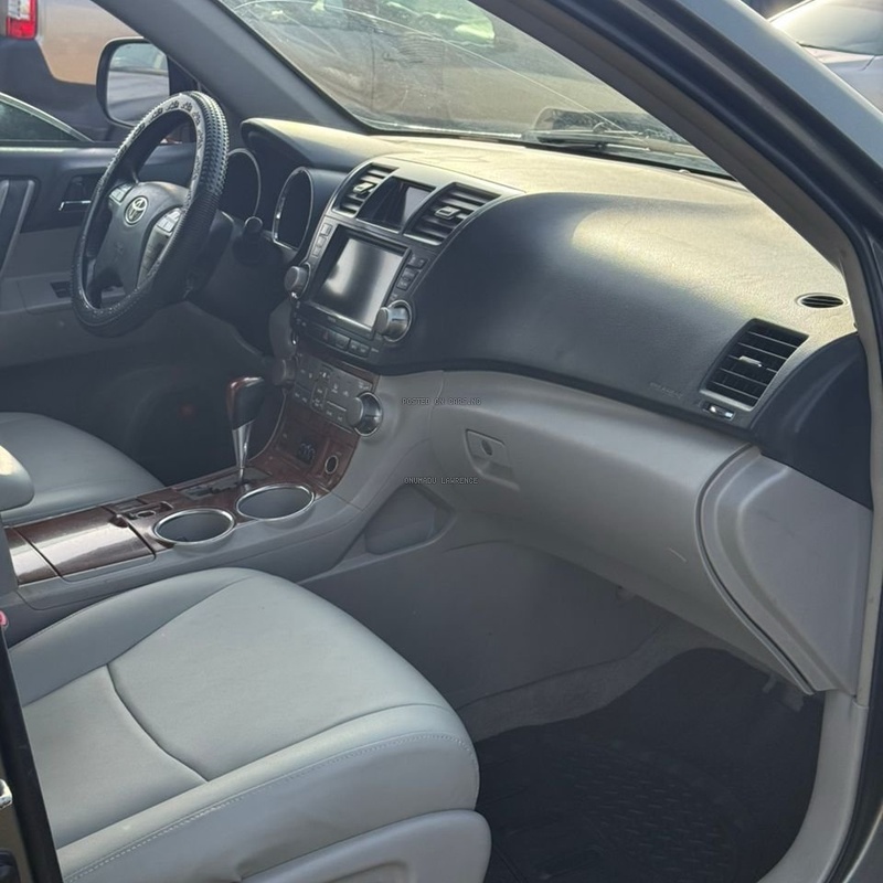 2010 TOYOTA HIGHLANDER LIMITED EDITION FOR SALE IN ABUJA image