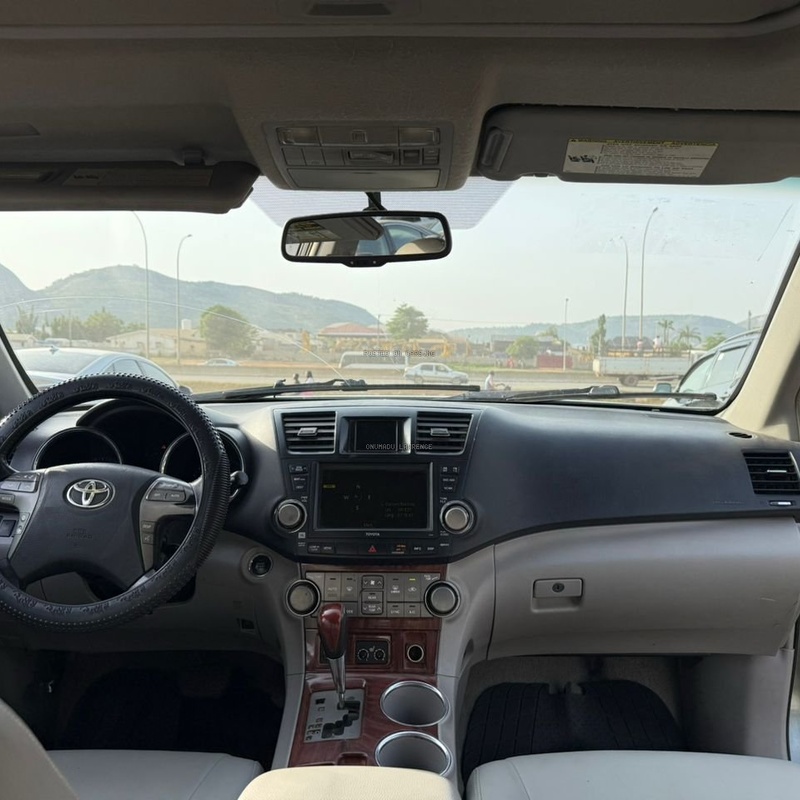 2010 TOYOTA HIGHLANDER LIMITED EDITION FOR SALE IN ABUJA image