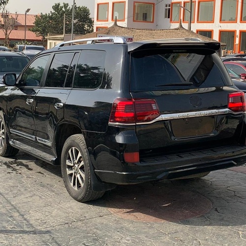 2010 TOYOTA LANDCRUISER V6 FOR SALE IN ABUJA