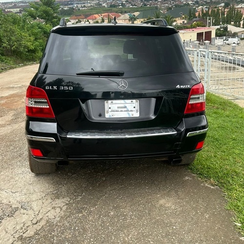 2011  MERCEDES BENZ GLK350 FOR SALE IN ABUJA