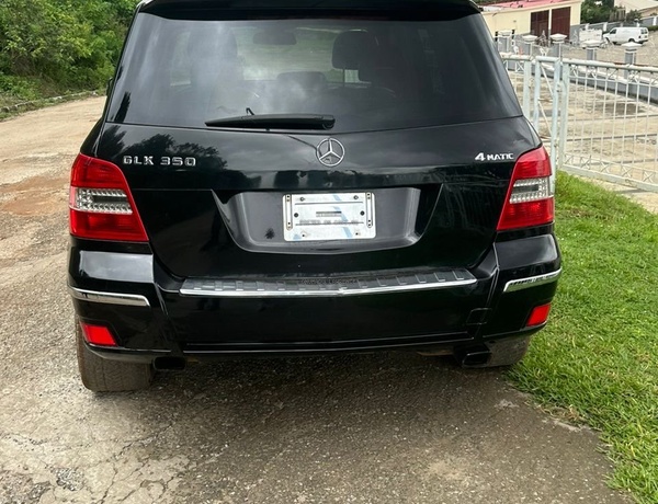 2011  MERCEDES BENZ GLK350 FOR SALE IN ABUJA