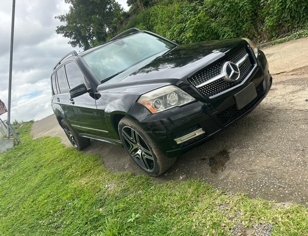 2011  MERCEDES BENZ GLK350 FOR SALE IN ABUJA