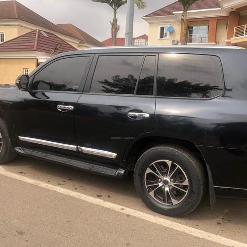 2011 TOYOTA LANDCRUISER UPGRADED TO 2020 MODEL FOR SALE IN ABUJA