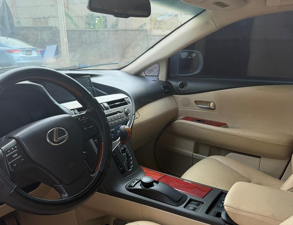 2011 LEXUS RX350 FOR SALE IN ABUJA