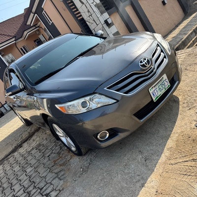 2011 TOYOTA CAMRY FOR SALE IN ABUJA