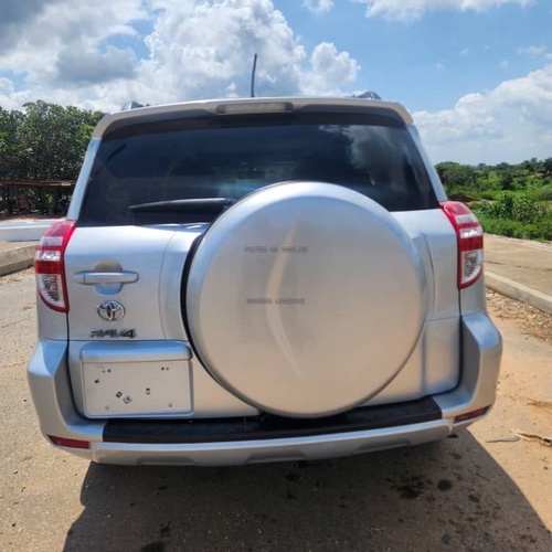 2012 RAV4 FOR SALE IN ABUJA