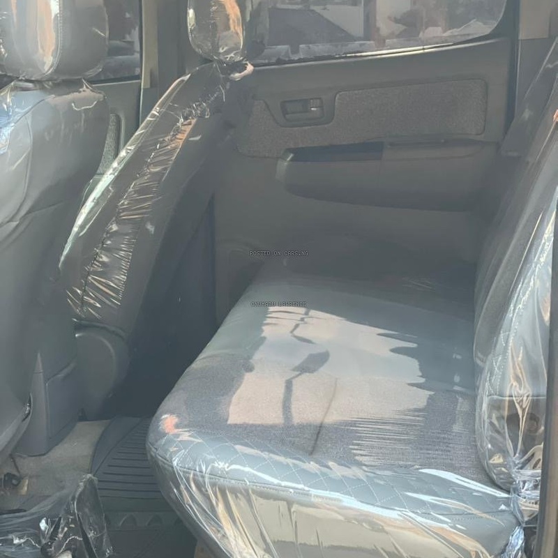 2012 TOYOTA HILUX MANUAL TRANSMISSION IN ABUJA image