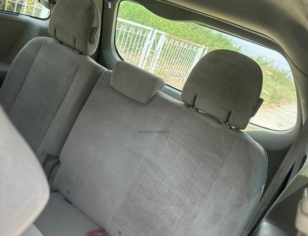 2012 TOYOTA SIENNA FOR SALE  IN ABUJA