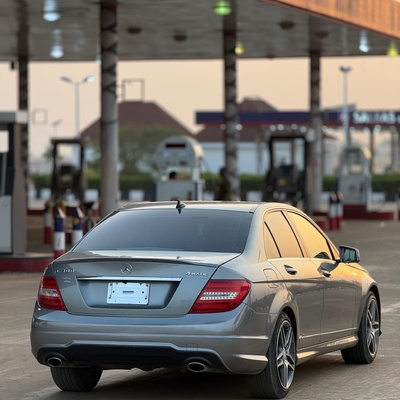 2013 MERCEDES BENZ C300 IN ABUJA FOR SALE