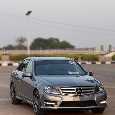 2013 MERCEDES BENZ C300 IN ABUJA FOR SALE