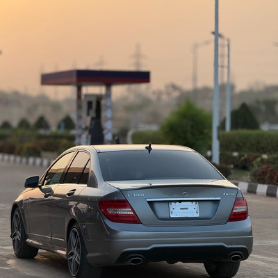 2013 MERCEDES BENZ C300 IN ABUJA FOR SALE