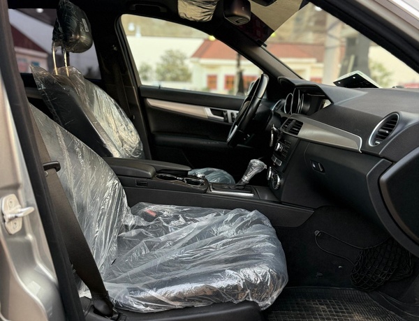 2013 MERCEDES BENZ C300 IN ABUJA FOR SALE