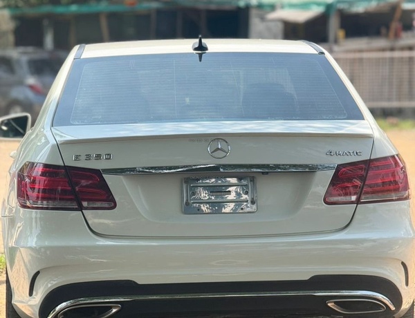 2013 MERCEDES BENZ E350 FOR SALE IN ABUJA