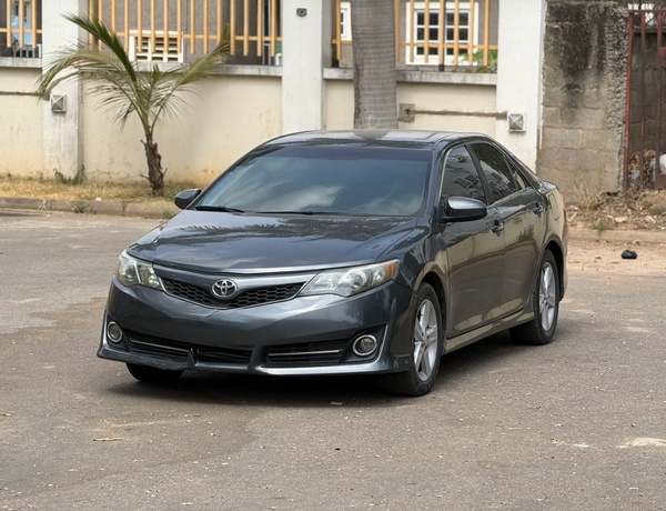 2013 TOYOTA CAMRY SPORT FOR SALE IN ABUJA