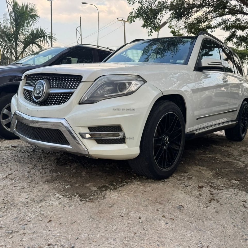 2013 MERCERDES BENZ GLK350 FOR SALE IN ABUJA image
