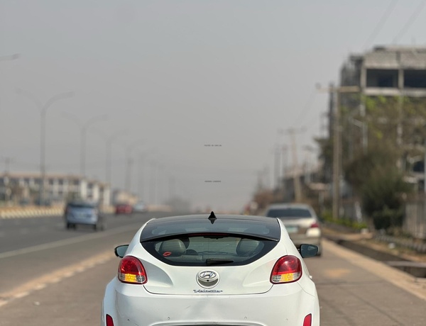 2013 HYUNDAI VELOSTER FOR SALE IN ABUJA