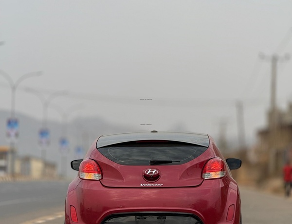 2013 HYUNDAI VELOSTER FOR SALE IN ABUJA