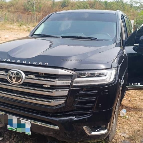 2013 LANDCRUISER UPGRADED TO 2023 MODEL FOR SALE IN ABUJA