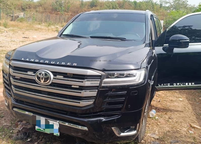 2013 LANDCRUISER UPGRADED TO 2023 MODEL FOR SALE IN ABUJA image