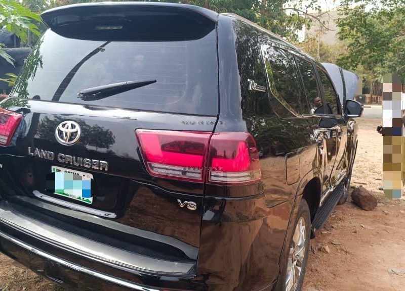 2013 LANDCRUISER UPGRADED TO 2023 MODEL FOR SALE IN ABUJA image