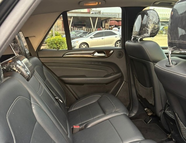 2013 Mercedes Benz ML350 for Sale in Enugu