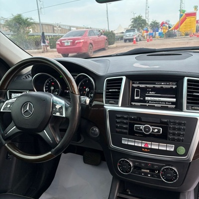 2013 Mercedes Benz ML350 for Sale in Enugu