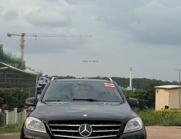 2013 Mercedes Benz ML350 for Sale in Enugu