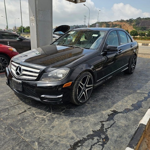2014 MERCEDES BENZ C300 FOR SALE IN ABUJA