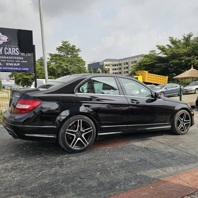 2014 MERCEDES BENZ C300 FOR SALE IN ABUJA