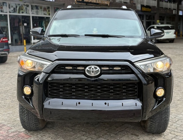 2015 TOYOTA 4RUNNER FOR SALE IN LAGOS