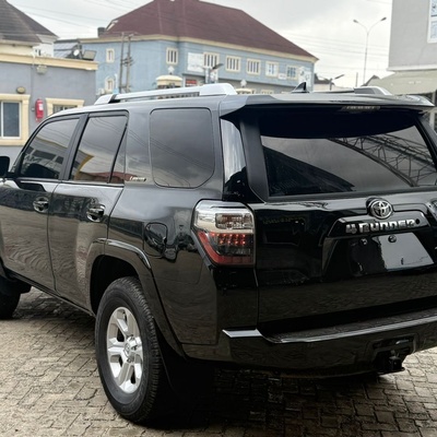 2015 TOYOTA 4RUNNER FOR SALE IN LAGOS