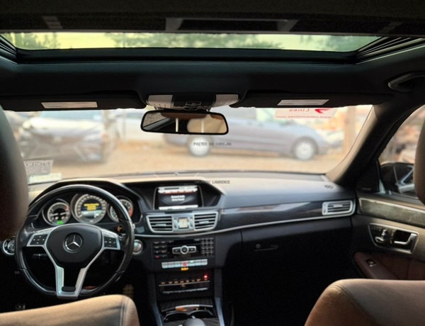 FOREIGN USED 2015 MERCEDES BENZ E350 FOR SALE IN ABUJA
