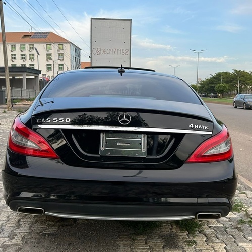 FOREIGN USED 2015 MERCEDES BENZ CLS550 FOR SALE IN ABUJA