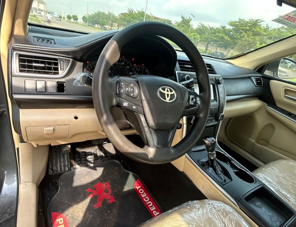 2015 TOYOTA CAMRY LE FOR SALE IN ABUJA