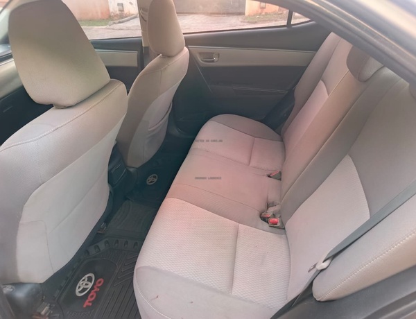 2015 TOYOTA COROLLA FOR SALE IN ABUJA