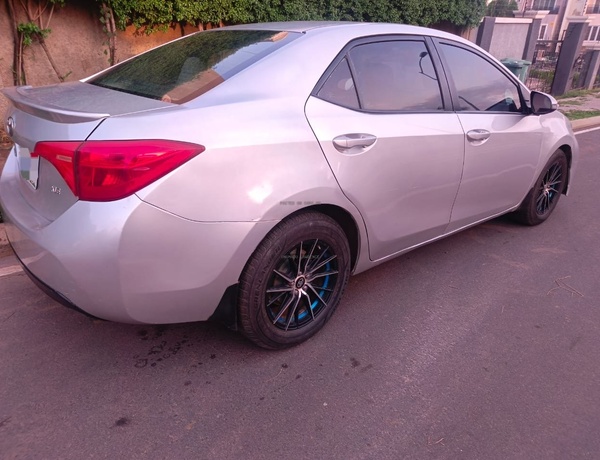 2015 TOYOTA COROLLA FOR SALE IN ABUJA