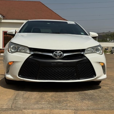 2016 TOYOTA CAMRY SE FOR SALE IN ABUJA