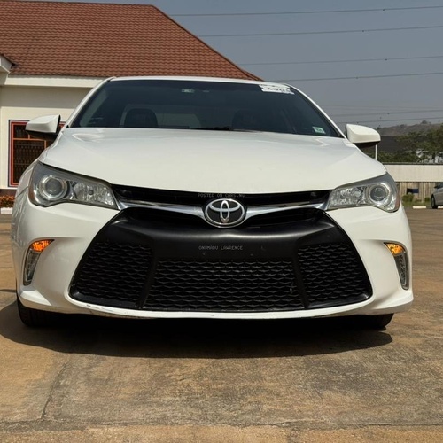 2016 TOYOTA CAMRY SE FOR SALE IN ABUJA