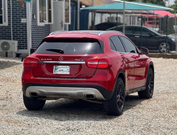 2016 MERCEDES BENZ GLA250 FOR SALE IN ABUJA