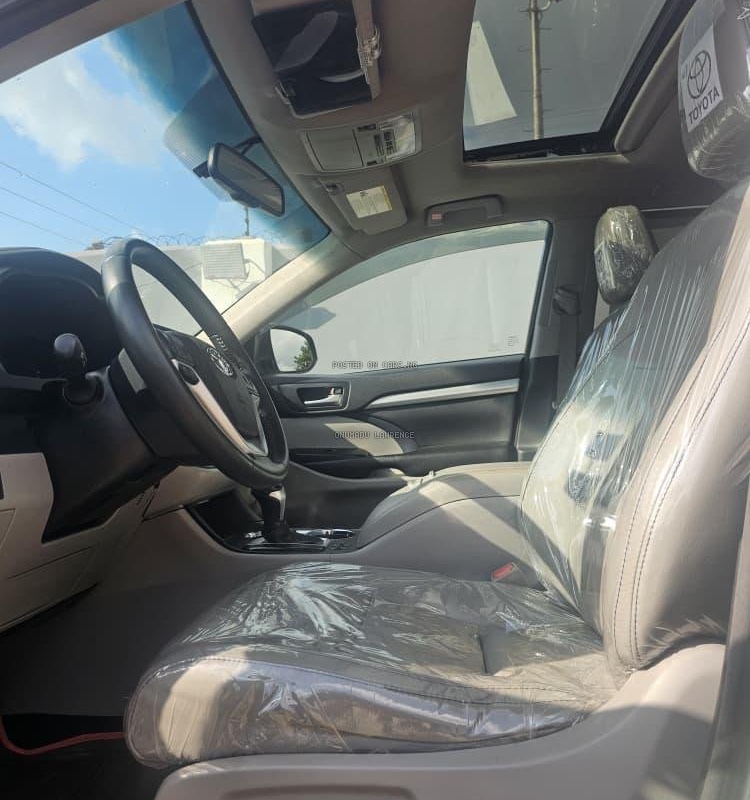 2016 TOYOTA HIGHLANDER XLE FOR SALE IN ABUJA image