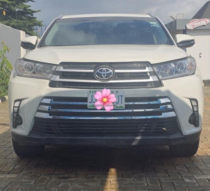 2016 TOYOTA HIGHLANDER XLE FOR SALE IN ABUJA image