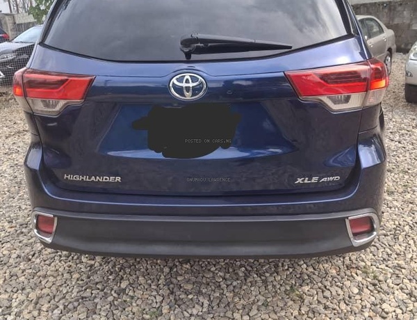 2016 TOYOTA HIGHLANDER XLE  FOR SALE IN ABUJA