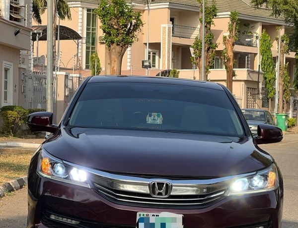 2016 HONDA ACCORD FULL OPTION FOR SALE IN ABUJA