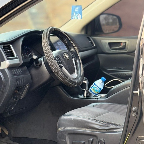 2016 TOYOTA HIGHLANDER LE FOR SALE IN ABUJA