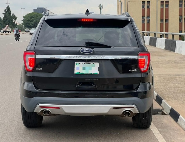 2017 FORD EXPLORER FOR SALE IN ABUJA